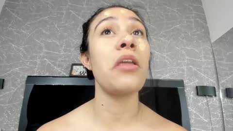 Snapshot of cassie_jones1 chatting on March 11, 5:38 am Cassie Jones online show from March 11, 5:38 am