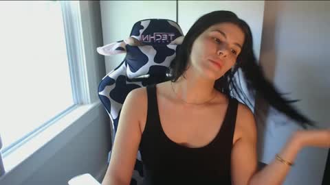 Snapshot of cassiealvarez chatting on May 24, 9:31 pm cassiealvarez online show from May 24, 9:31 pm