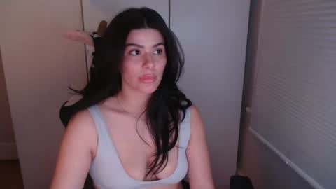 Snapshot of cassiealvarez chatting on July 7, 1:52 am cassiealvarez online show from July 7, 1:52 am
