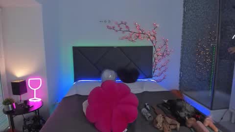 Cassie online show from November 11, 6:35 am