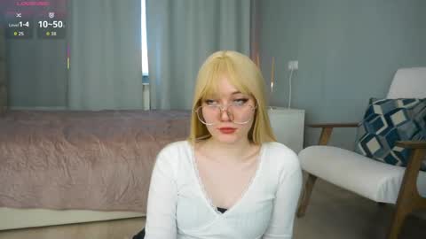 Snapshot of cassieswon chatting on May 19, 5:47 am cassieswon online show from May 19, 5:47 am