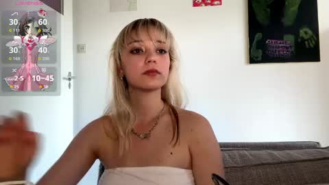 Olivia online show from May 27, 2:14 pm