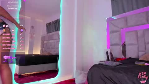 Snapshot of cassyskyle chatting on April 15, 1:56 am cassy online show from April 15, 1:56 am