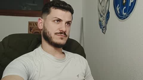 Mike Moreira online show from March 30, 12:11 am