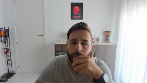 Snapshot of casualguy2021 chatting on May 30, 12:57 pm Mark online show from May 30, 12:57 pm