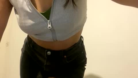 Snapshot of cata244 chatting on November 2, 6:05 am cata244 online show from November 2, 6:05 am