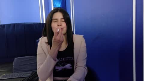 cata black online show from February 4, 2:50 am