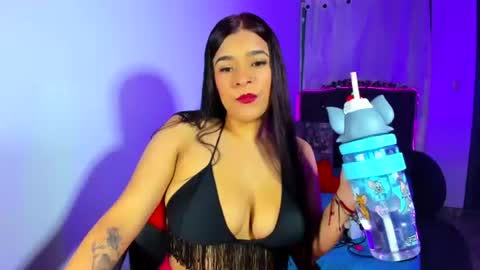 Snapshot of cata_lina_132 chatting on August 6, 1:51 am catalina online show from August 6, 1:51 am