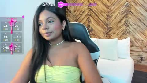 Snapshot of cata_rosse_ chatting on April 19, 2:11 am C A T A online show from April 19, 2:11 am