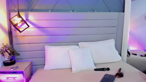 cataleya_marin_ online show from March 20, 8:14 pm