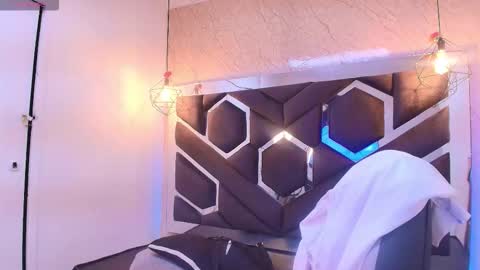 Cataleya online show from November 4, 10:58 am