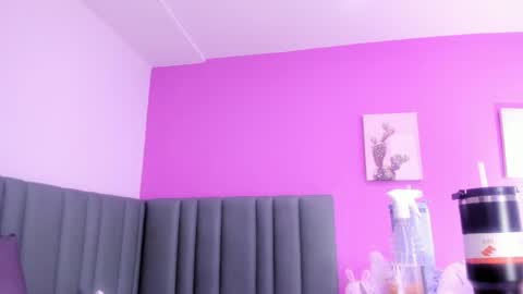 catalina online show from April 3, 8:01 am