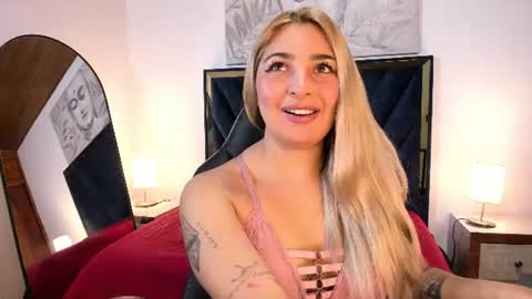 catalina_osorio online show from July 13, 11:57 am