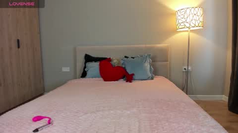 Pat online show from December 4, 8:23 am