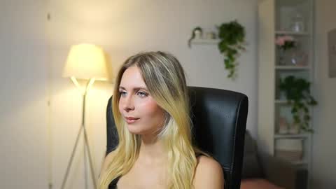 catecrago  online show from September 9, 7:52 am