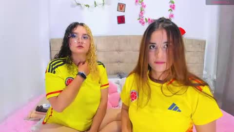 catherine_and_tara online show from July 3, 8:59 pm