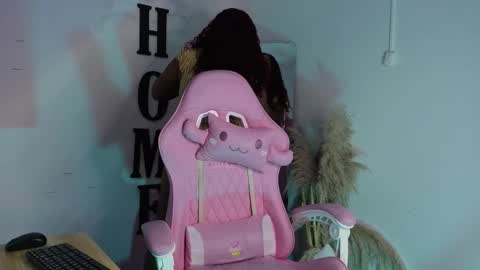 Snapshot of catherine_smith_ chatting on September 22, 11:23 am Catherine online show from September 22, 11:23 am