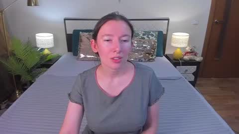 Snapshot of catherinewalls chatting on July 19, 4:27 am Catrin online show from July 19, 4:27 am