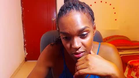 cathi_nahomi online show from December 20, 7:32 pm