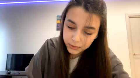 Snapshot of cathiebrackelsberg chatting on October 13, 12:16 pm Emma online show from October 13, 12:16 pm