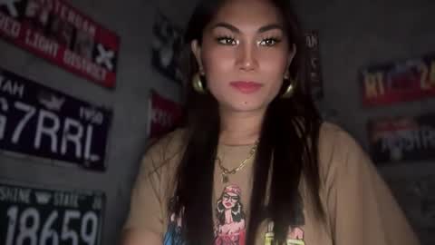 Snapshot of cathy_sanches chatting on December 20, 8:38 am cathy online show from December 20, 8:38 am