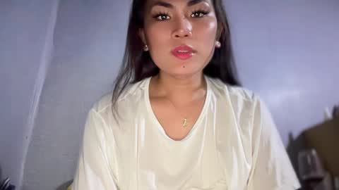 Snapshot of cathy_sanches chatting on December 24, 6:39 pm cathy online show from December 24, 6:39 pm