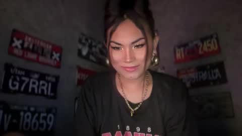 Snapshot of cathy_sanches chatting on February 23, 9:11 am cathy online show from February 23, 9:11 am