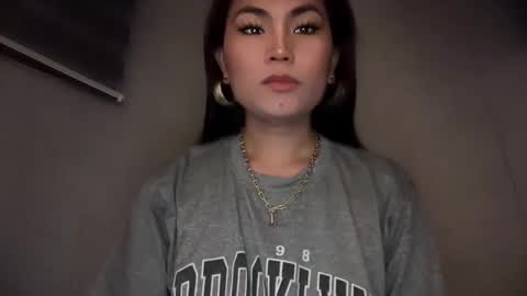 Snapshot of cathy_sanches chatting on October 9, 10:35 am cathy online show from October 9, 10:35 am