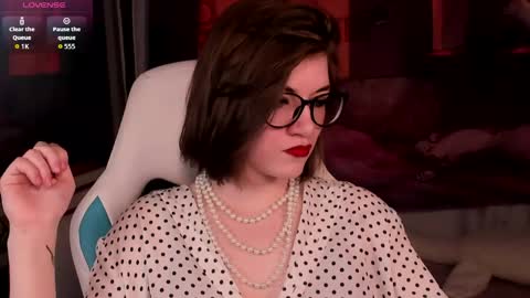 Snapshot of cathybarnes chatting on May 7, 7:47 am cathybarnes online show from May 7, 7:47 am