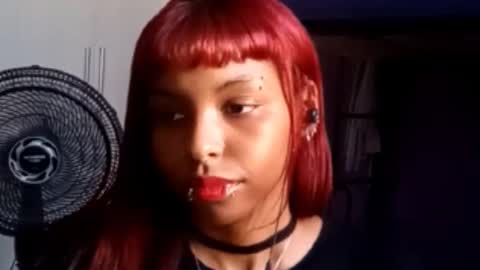 Emily online show from February 18, 4:58 pm