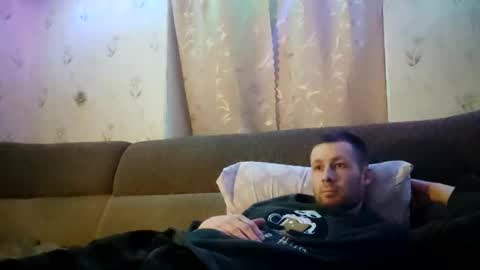 Snapshot of catmen001 chatting on February 23, 7:11 pm catmen001 online show from February 23, 7:11 pm