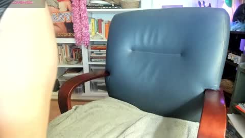 some call me djcatnips some call me CC but i love it when you call me miss catnips  online show from December 31, 5:22 am