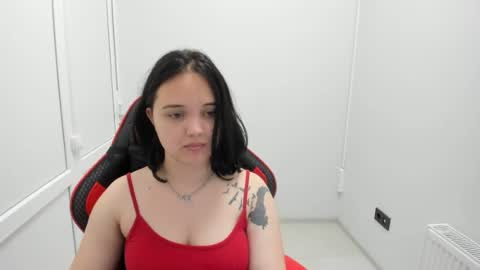 Snapshot of catrine_cute chatting on June 19, 6:51 am Catrine online show from June 19, 6:51 am