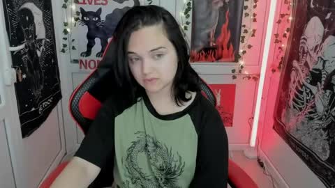 Snapshot of catrine_cute chatting on July 8, 6:51 am Catrine online show from July 8, 6:51 am