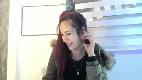 CATT EVANS online show from December 29, 6:24 am