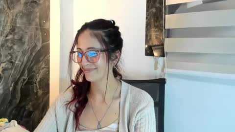 CATT EVANS online show from January 7, 1:17 am