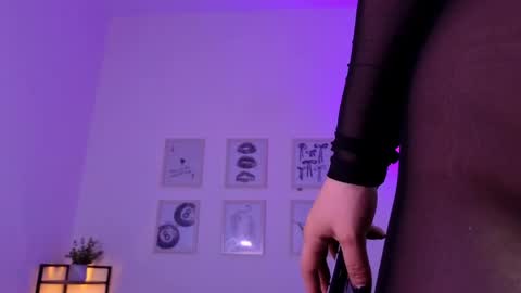 CATALEYA  online show from May 11, 10:40 pm