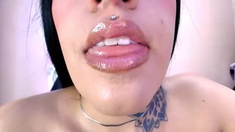 Snapshot of catte_jensen chatting on February 24, 2:42 am Cattleya online show from February 24, 2:42 am