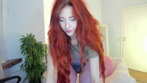 Snapshot of caty_cuddly chatting on January 31, 5:51 am caty_cuddly online show from January 31, 5:51 am