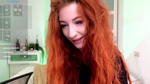 Snapshot of caty_cuddly chatting on February 7, 9:05 am caty_cuddly online show from February 7, 9:05 am