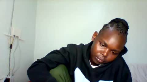 Snapshot of cavy_sweet chatting on December 2, 8:00 pm Mecy online show from December 2, 8:00 pm