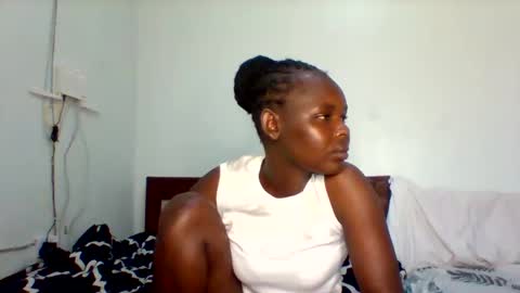 Snapshot of cavy_sweet chatting on December 3, 7:43 am Mecy online show from December 3, 7:43 am