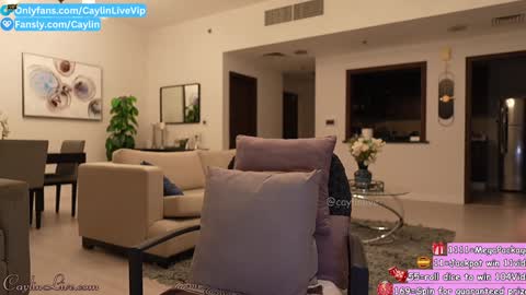 Snapshot of caylin chatting on February 12, 6:47 pm Caylin online show from February 12, 6:47 pm