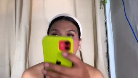 The Queen Named ADDISON online show from July 9, 7:34 am