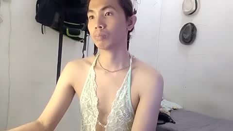 FlirtyPixel online show from January 11, 9:04 am