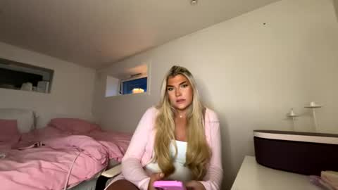 ccdollx online show from July 15, 9:09 pm