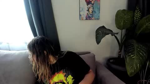 ccuteass online show from January 13, 1:49 pm