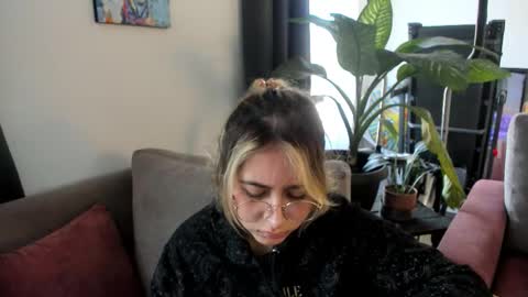 ccuteass online show from January 20, 1:00 pm