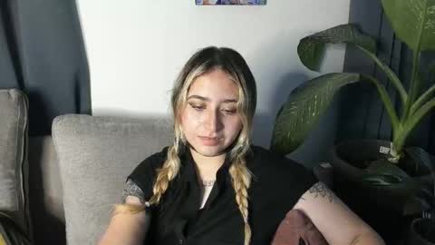 ccuteass online show from February 13, 8:34 pm