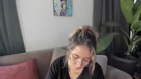 ccuteass online show from March 5, 7:38 pm